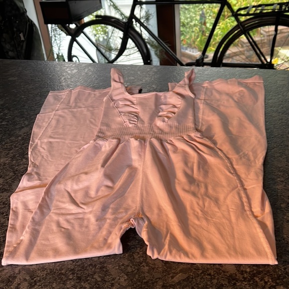 Free People Good Karma Flared Onesie in (Ballet) Pink BNWOT last one - Picture 7 of 8
